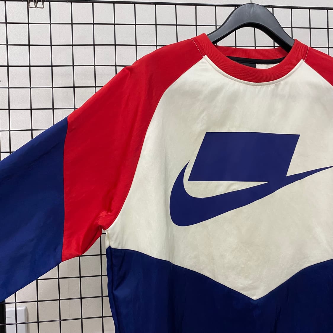 나이키 NSW 우븐 크루 탑 웜업 맨투맨 상품이미지3