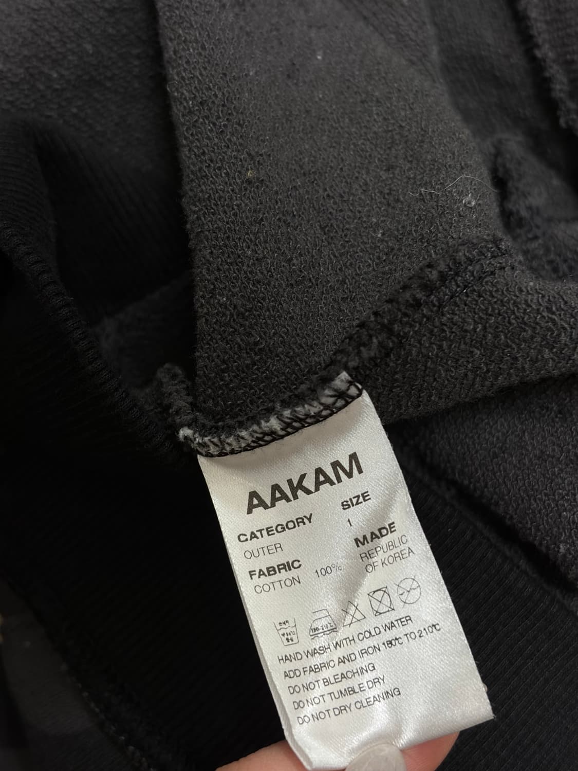 아캄 카모 콘트래스트 로고 집업 후디 블랙 상품이미지4