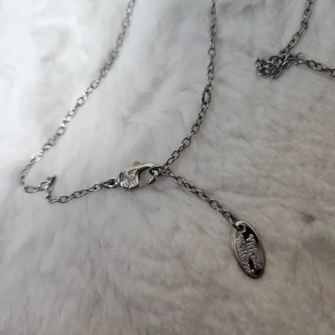 비비안웨스트우드 메이페어 바스 릴리프 팬던트 목걸이 상품이미지3