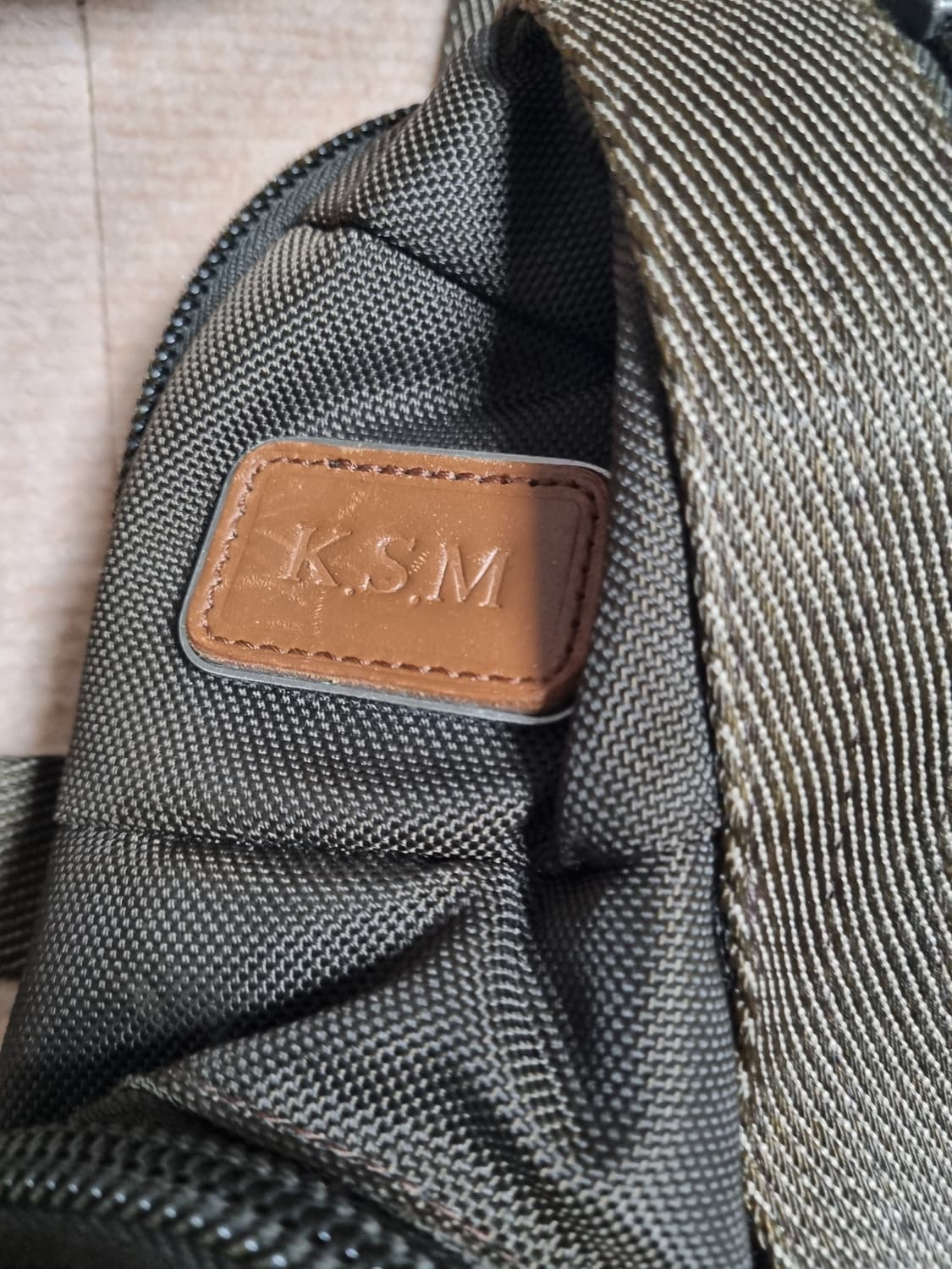 정품) 투미 알파브라보 슬링백  상품이미지5