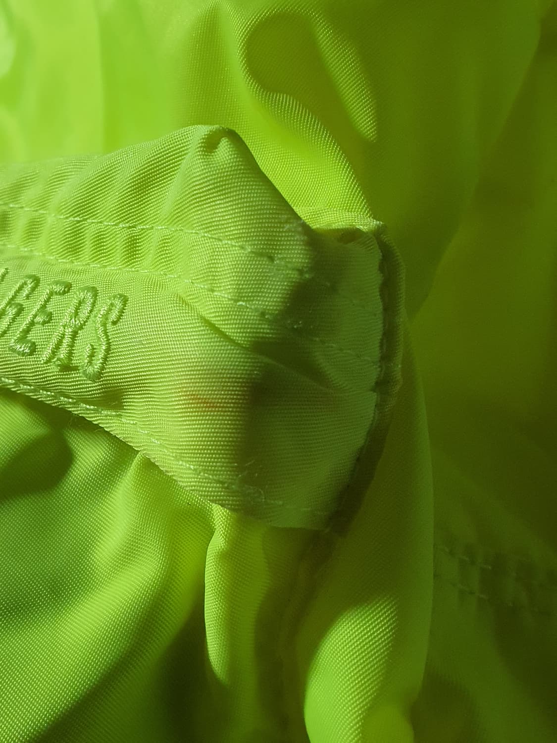 HUMAN MADE 휴먼메이드 네온 백팩 .설몀참조 상품이미지9