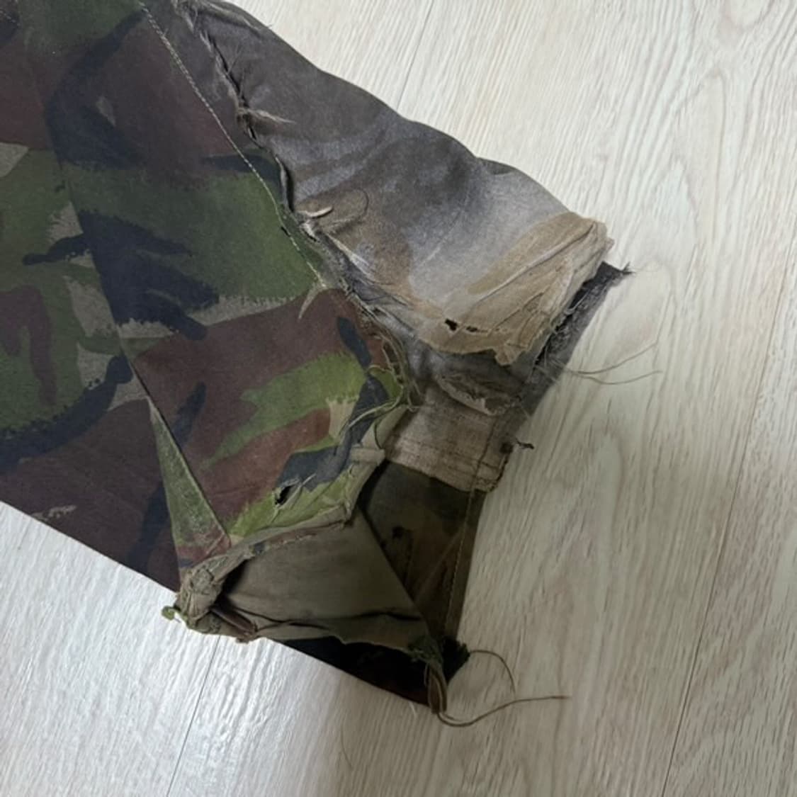 Prototypes newjeans overdyed camo pants 상품이미지3