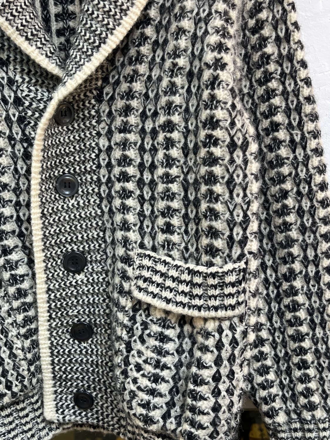 Top 블랙 앤 화이트 숄 칼라 트위드 울 가디건 M 상품이미지3