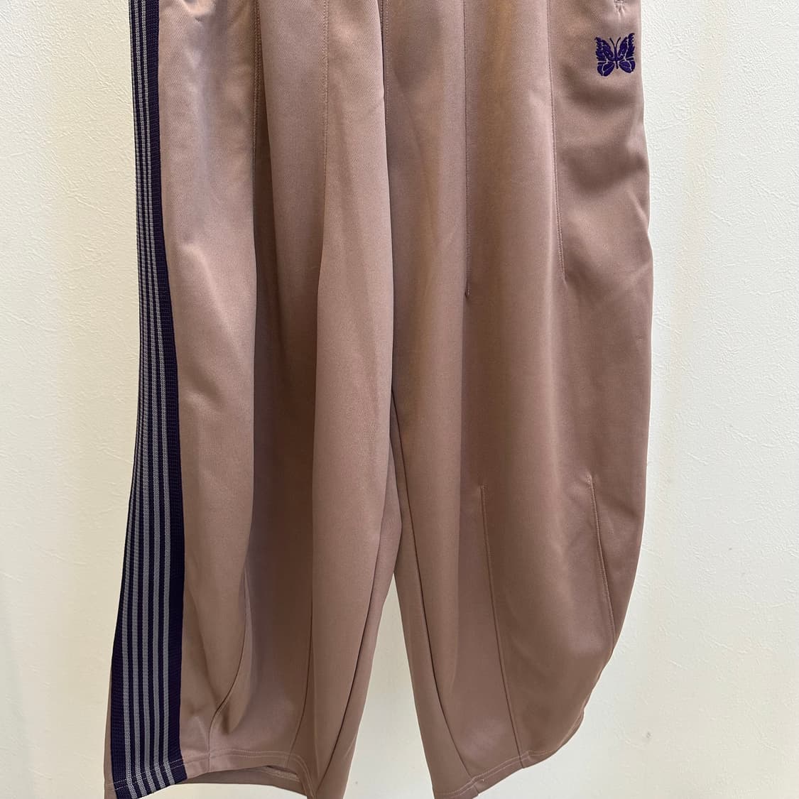 니들스 트랙팬츠 hd  상품이미지3