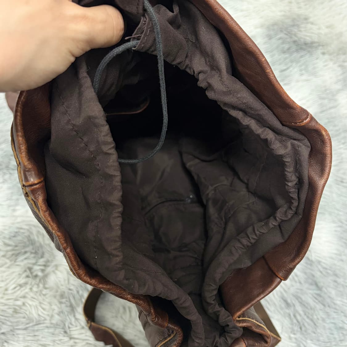 브라운 램스킨 보헤미안 드로우스트링 백 상품이미지6