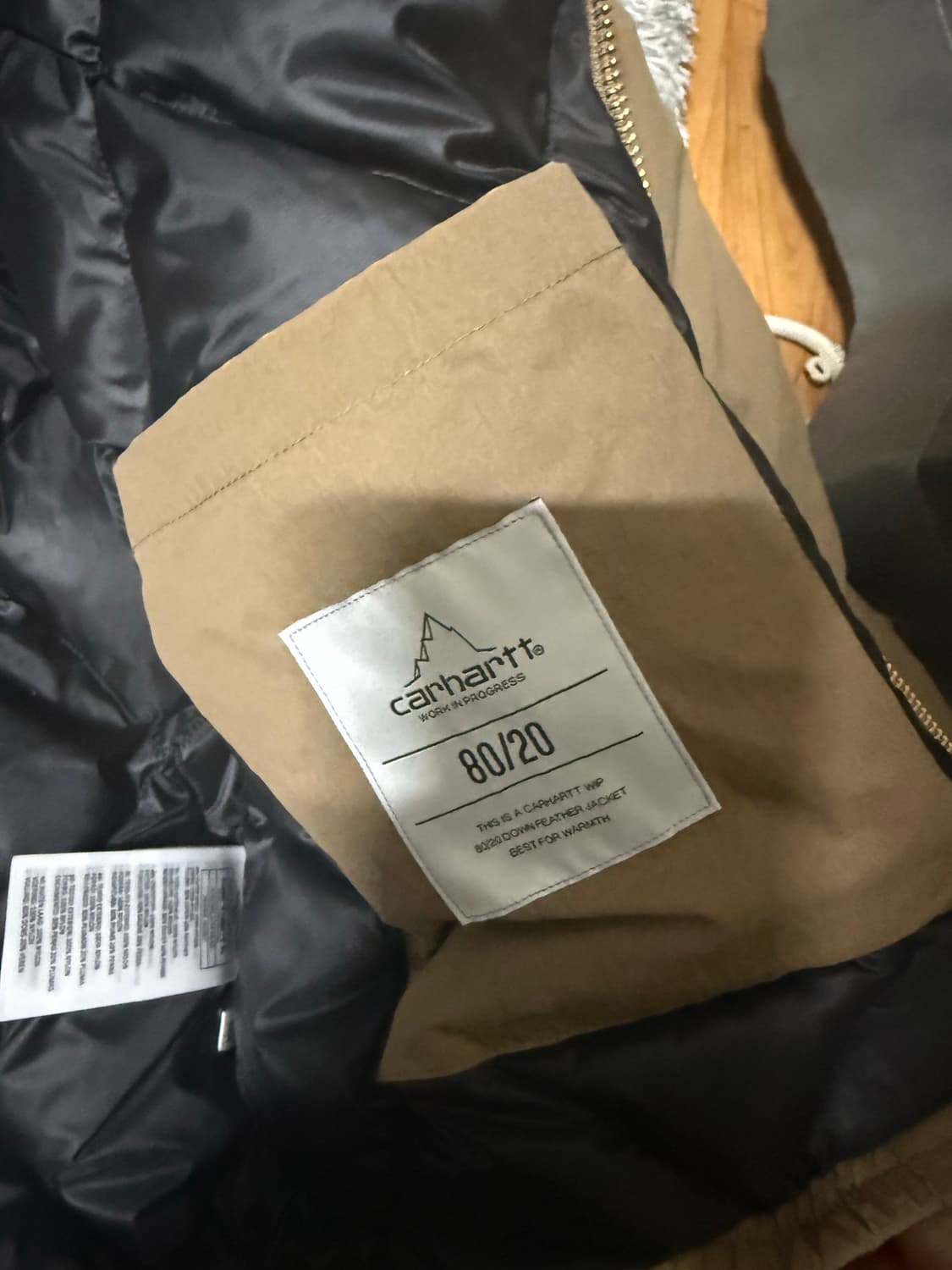 칼하트 다운 자켓 s사이즈 상품이미지2