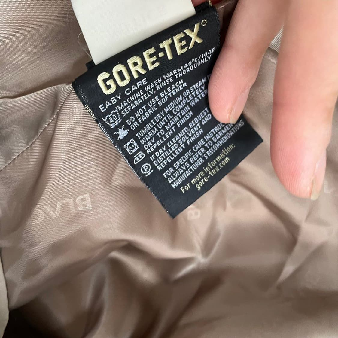 블랙야크 고어텍스 여성바람막이  5655 상품이미지7