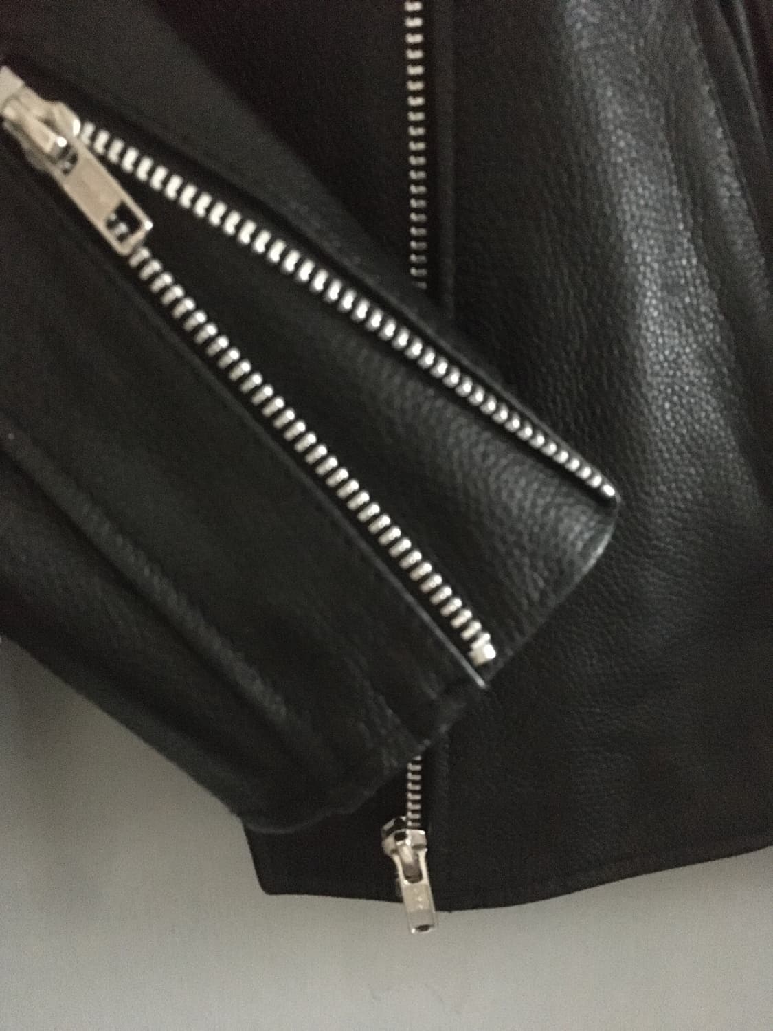비바스튜디오 천연 가죽자켓 L사이즈 미사용 상품이미지4