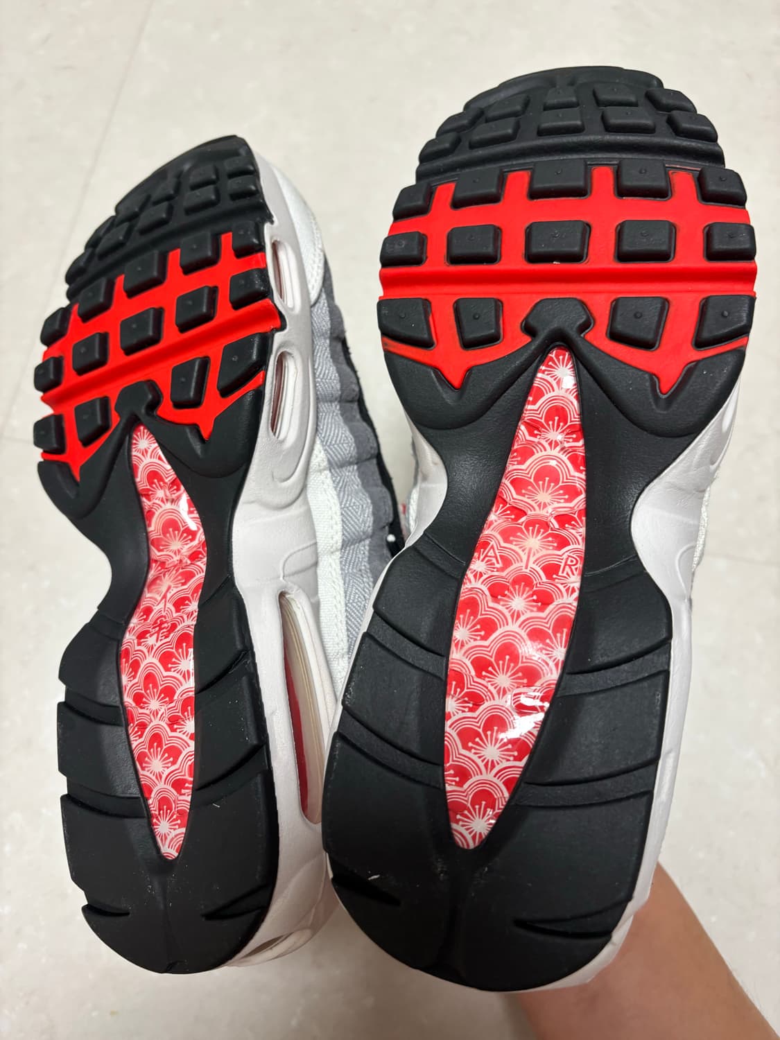 나이키 에어맥스 95 스모크그레이 240 상품이미지4