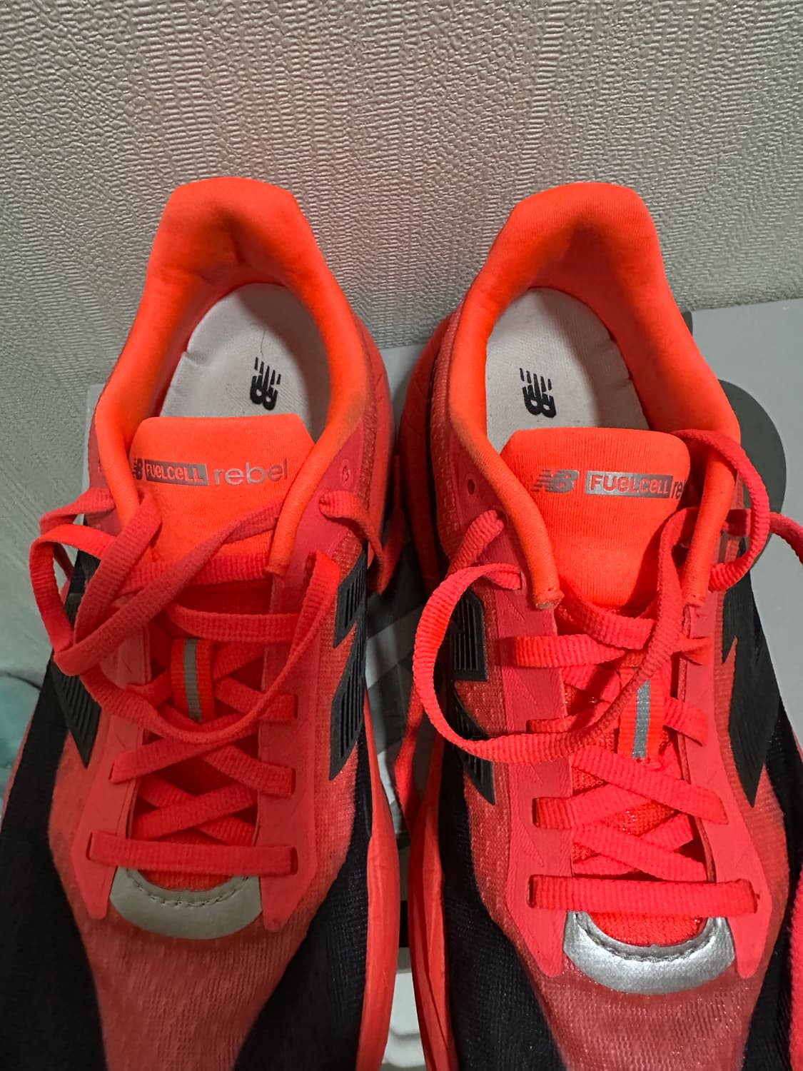 260) 뉴발란스 퓨어셀 레벨v5 레드 팝니다 상품이미지3