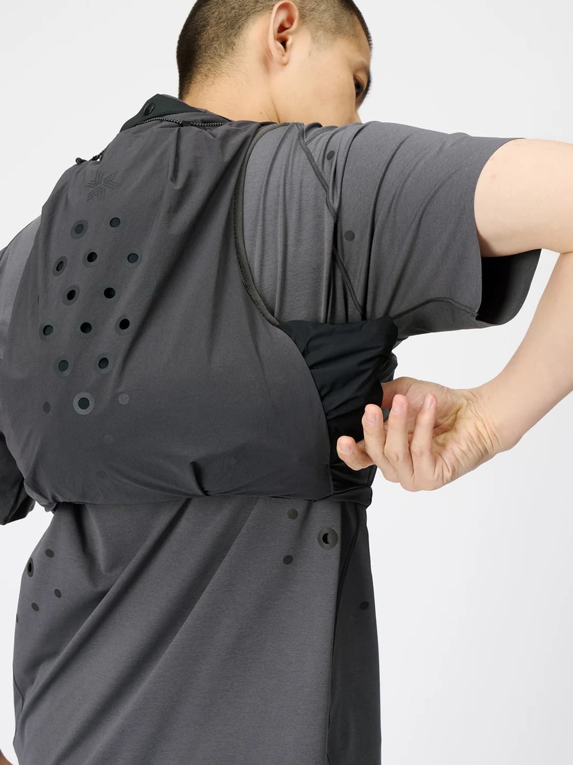 Goldwin0 Gleam trail pack 러닝 베스트 상품이미지3