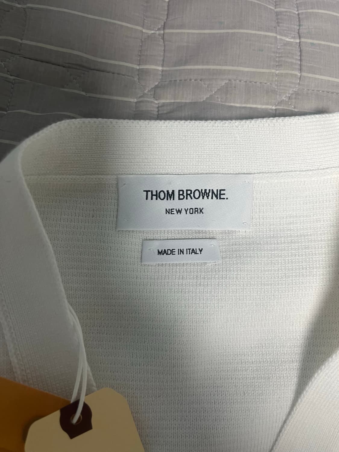 [새상품] 톰브라운 암밴드 스트라이프 가디건 화이트 4사이즈 상품이미지2