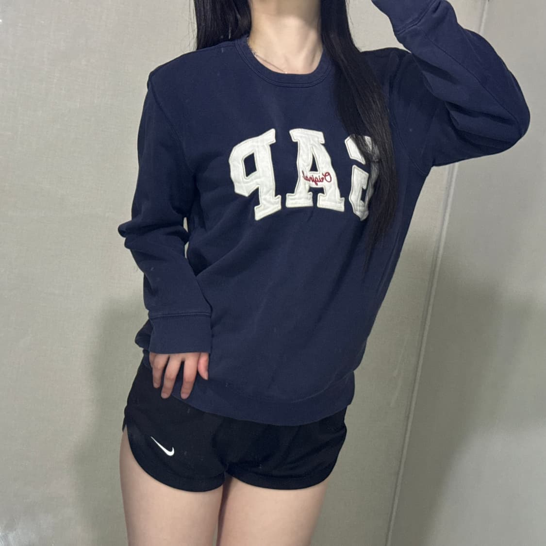 갭 GAP 네이비 맨투맨 💙 상품이미지3