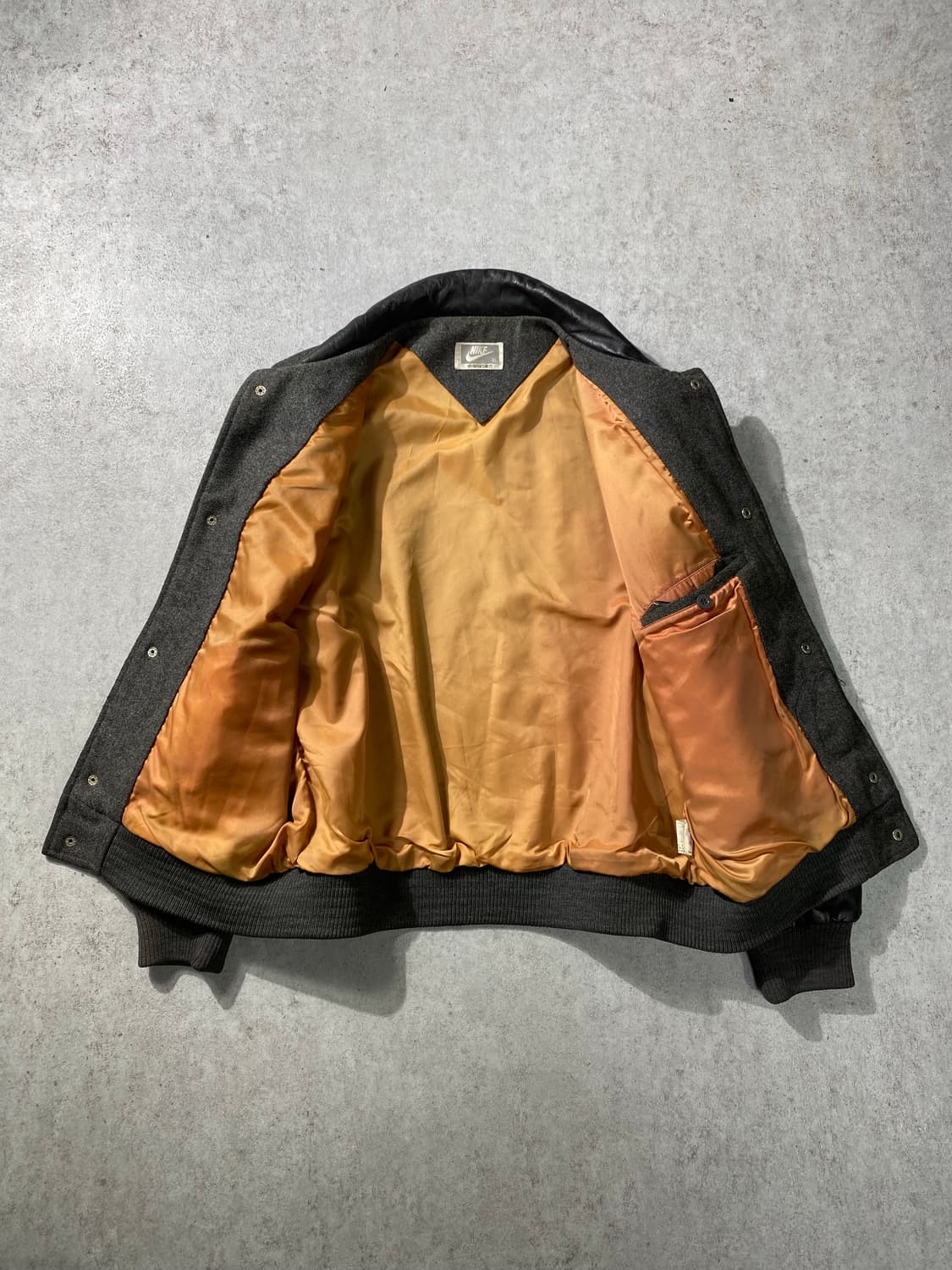 [L-XL] 90s Nike 나이키 디스트레스드 울 레더 바시티자켓 상품이미지3