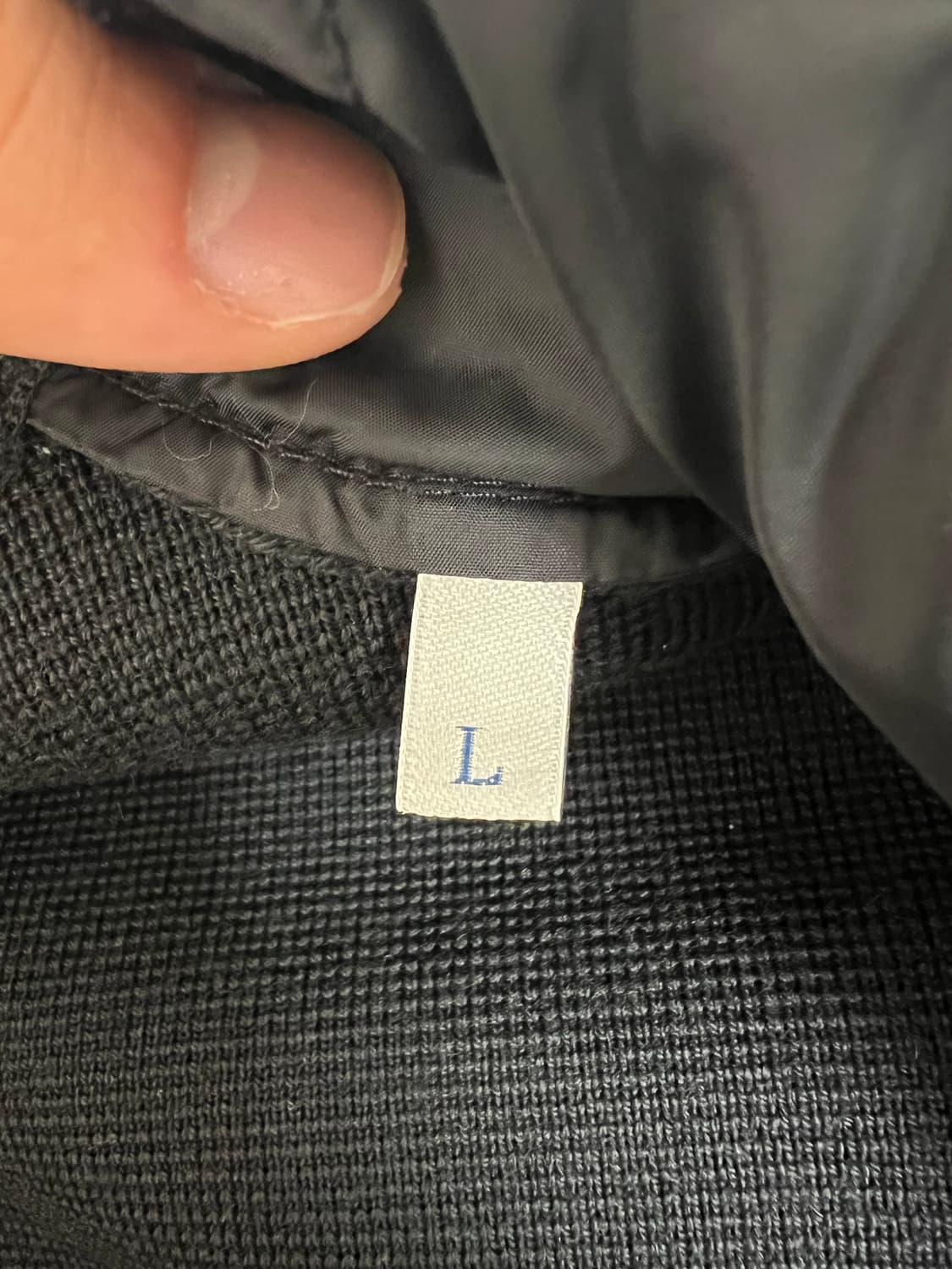 [블랙L/새상품급] 22F/W몽클레어 김현우 니트패딩 트리콧 풀구성 상품이미지4