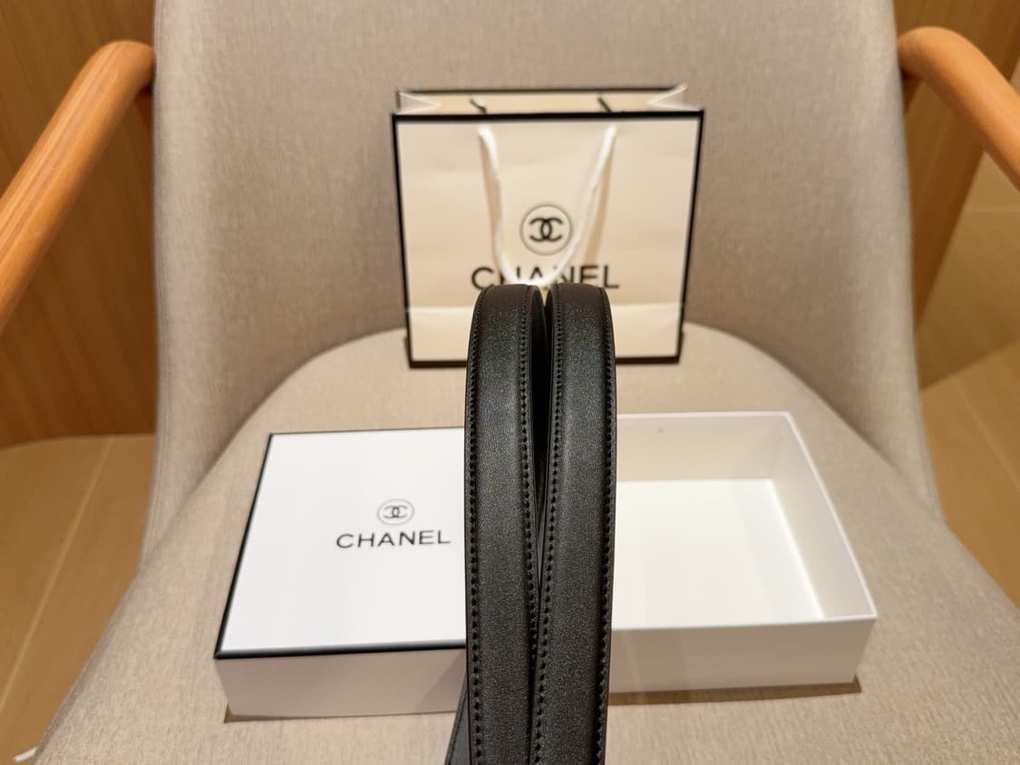 샤넬 벨트

 · 

패션잡화 상품이미지9