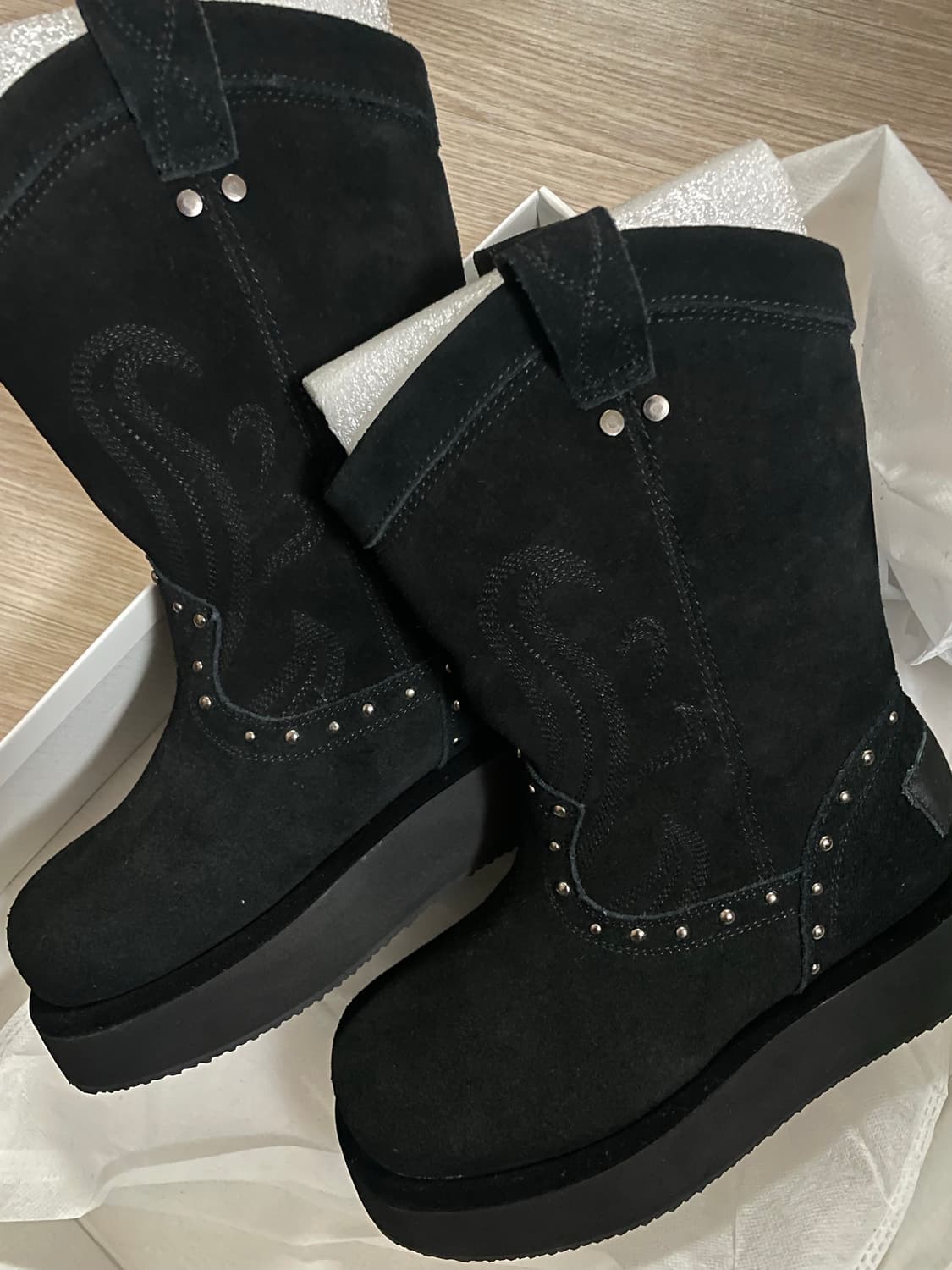 이크닉 오도어 부츠 230 새상품 상품이미지2