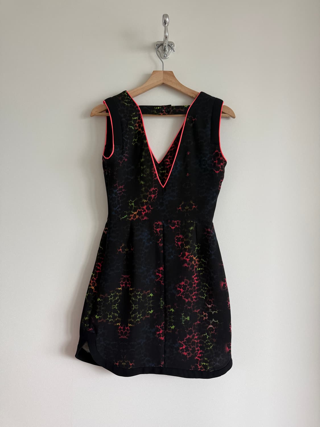 산드로(SANDRO) 슬리브리스 원피스 상품이미지5