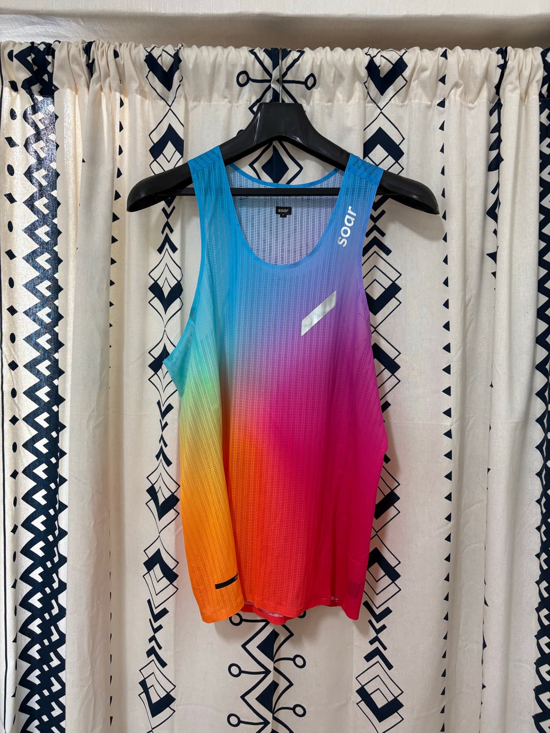 소어 러닝 맨즈 프린티드 테크 싱글렛 레인보우 상품이미지1