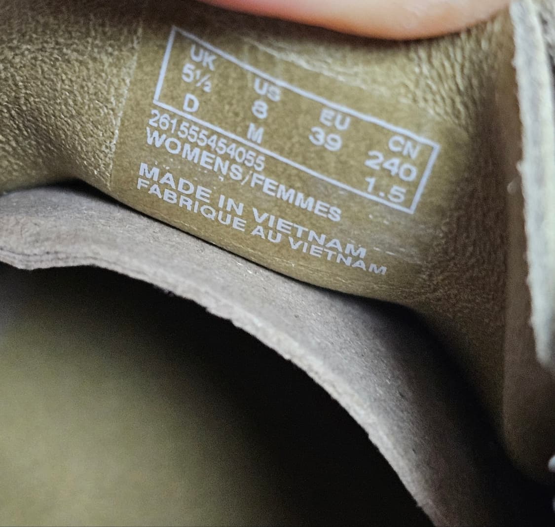 240 새제품 (W) 클락스 왈라비 메이플 스웨이드 261-55545 상품이미지9