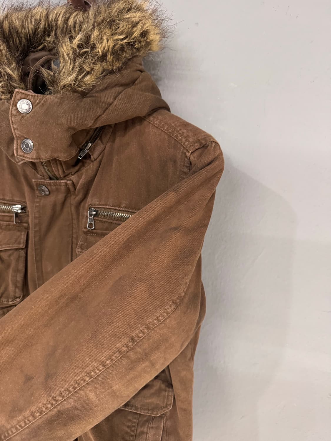 In The Attic 브라운 퍼 후드 자켓 상품이미지9