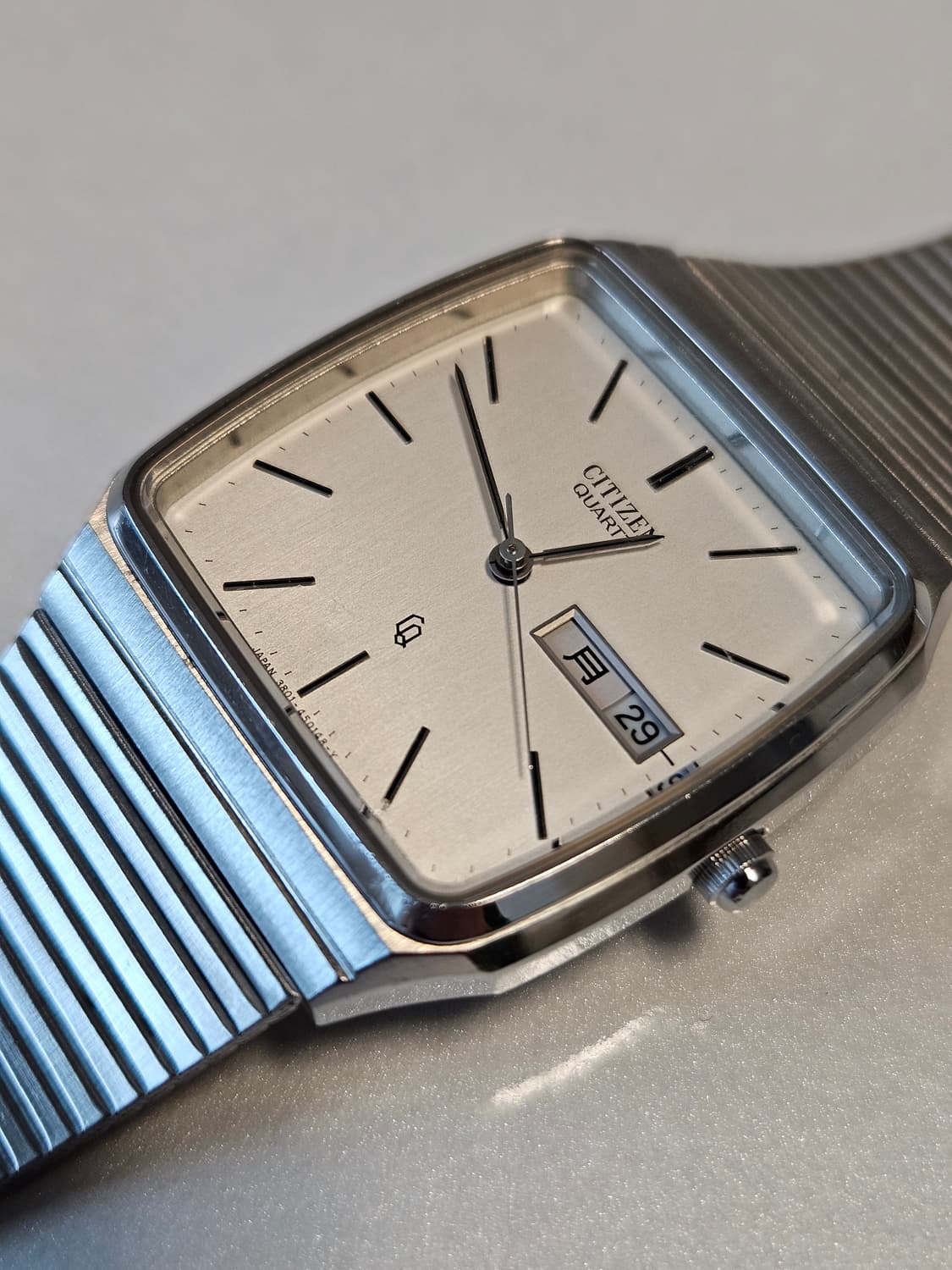 시티즌 쿼츠 빈티지 사각 메탈 시계 상품이미지4