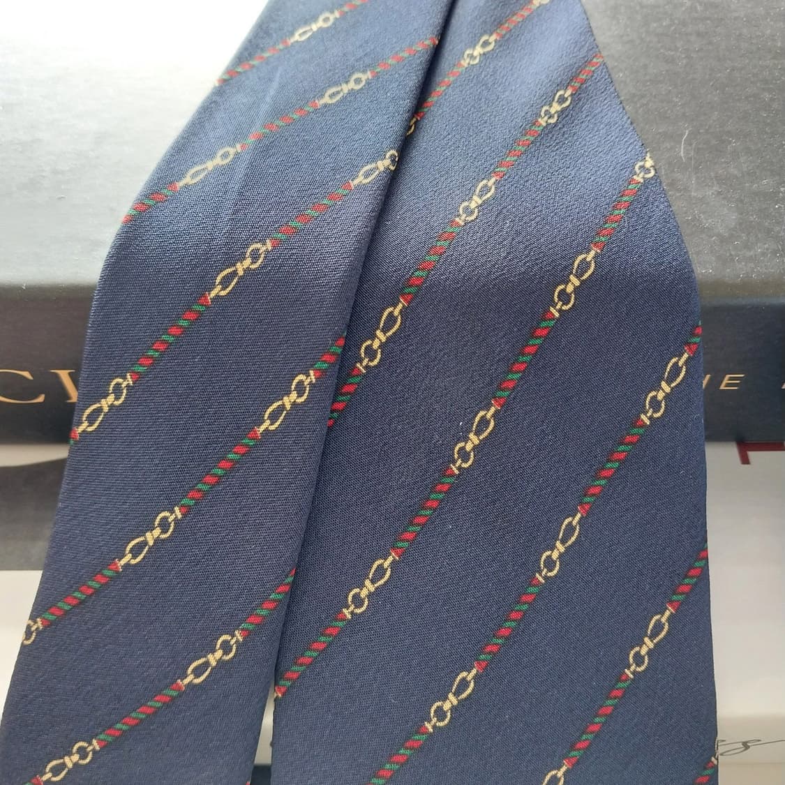 구찌 실크 체인 스트라이프 넥타이 8.2cm A+~A등급 K1396
 상품이미지2