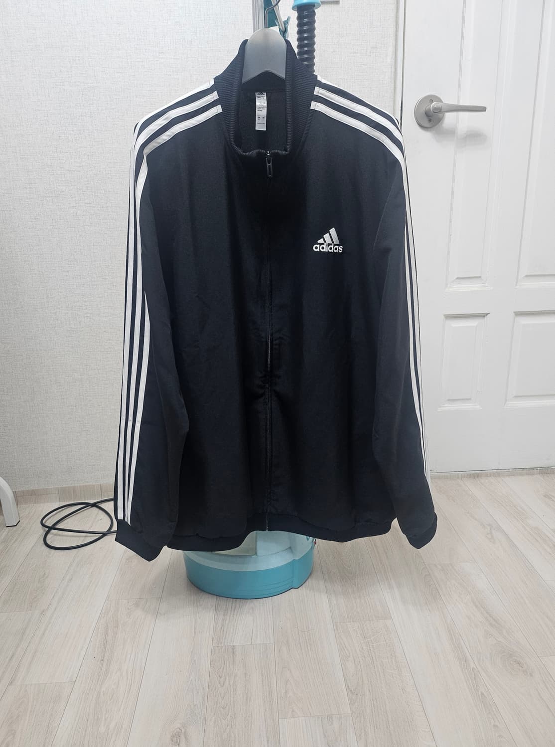 (115)3XL☆초대장급☆ 아디다스 에센셜 3st 우븐[검흰] 트랙탑져지 상품이미지1