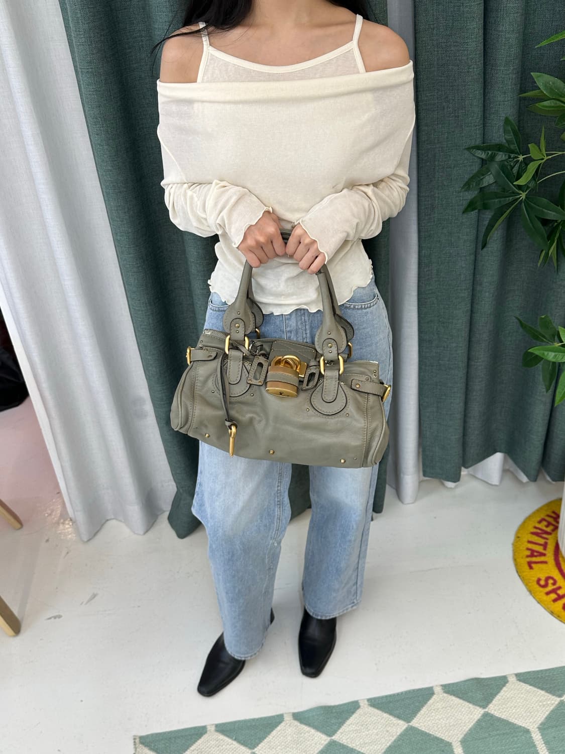 [A+ 정품] 끌로에 패딩턴백 그레이카키 상품이미지9