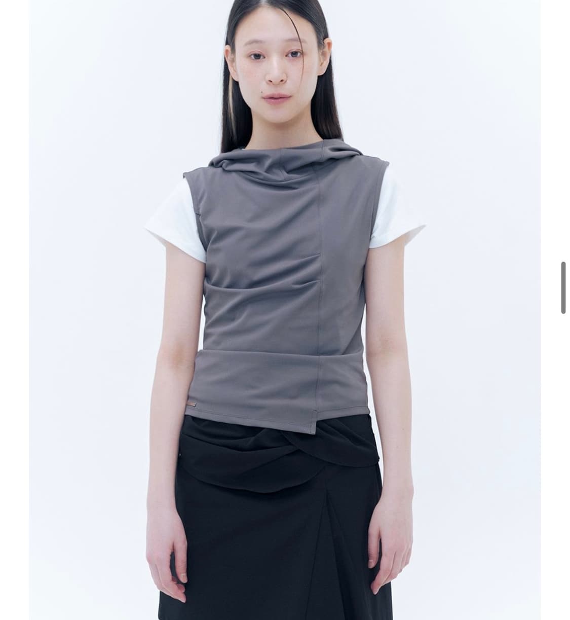 Cowl neck pintuck sleeveless  상품이미지1