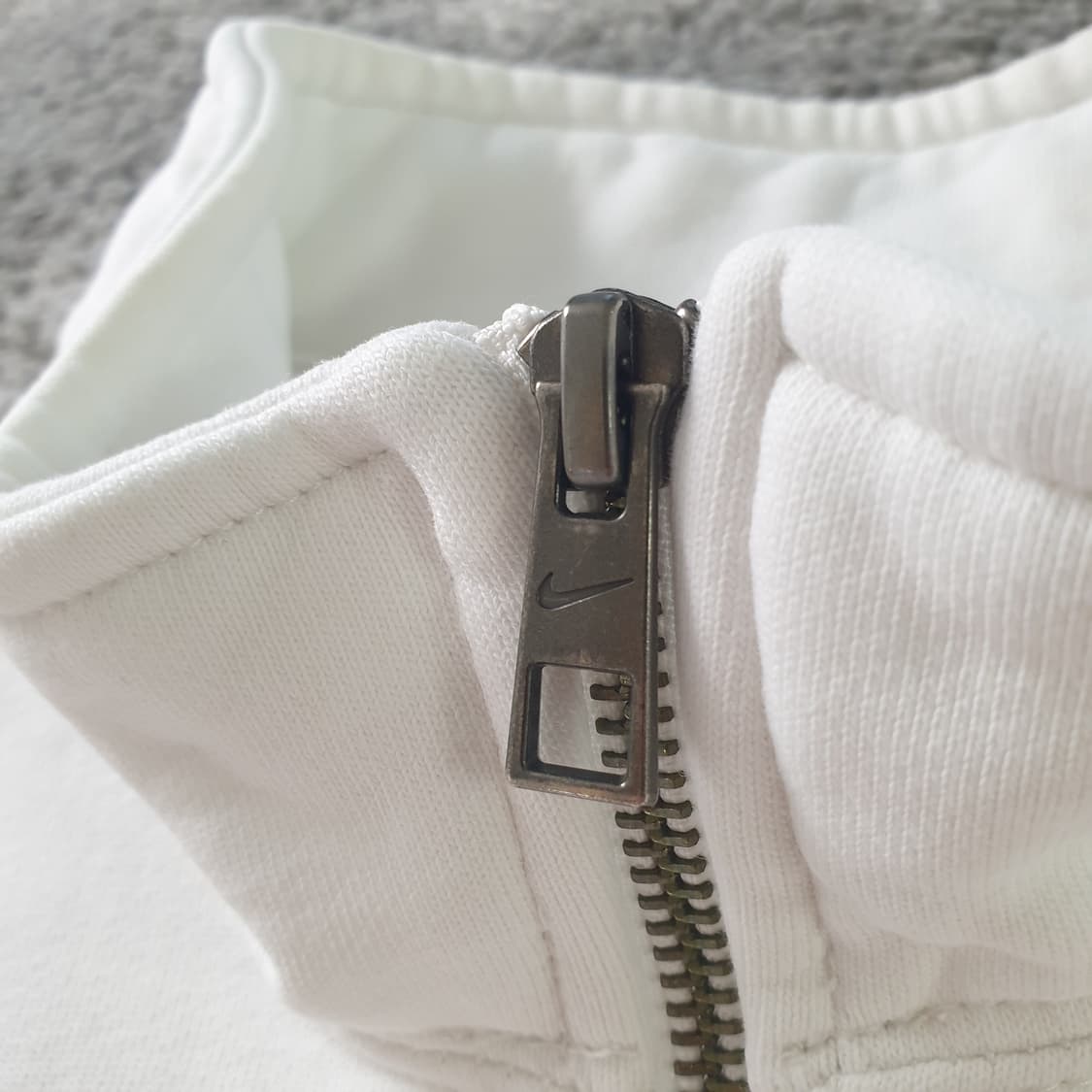 [무료배송] NIKE 긴팔 쿼터집 스웨트셔츠 상품이미지4