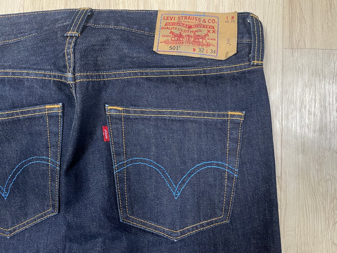 32) 00's 리바이스 매장판 501 블루스티치 진청 데님팬츠 상품이미지9