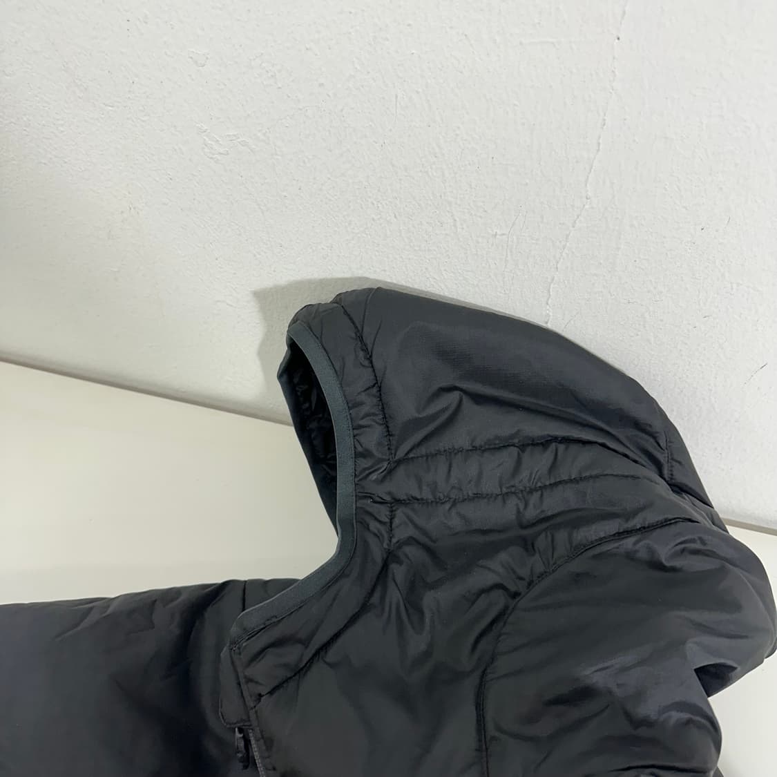 105 아디다스 블랙 FORMOTION 밴치파카 패딩 상품이미지2