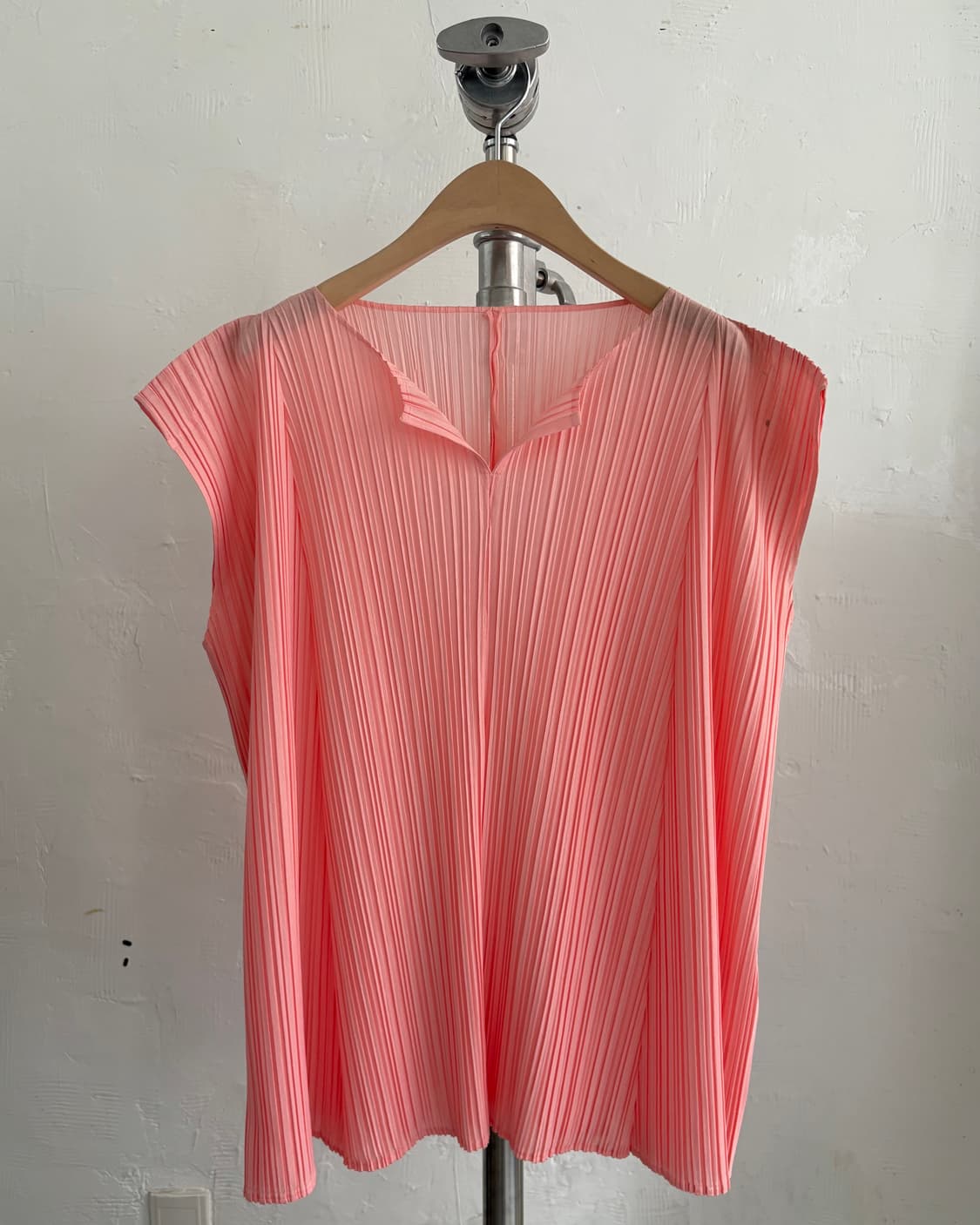 Pleats Please 플리츠플리즈 핑크 컬러 플리츠 슬리브리스 상품이미지5