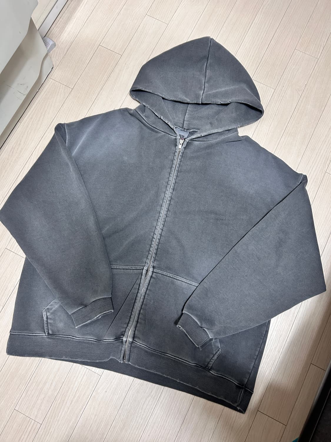 소버 굿즈 레플리카 시리즈 풀집 후디 페이드블랙 상품이미지2