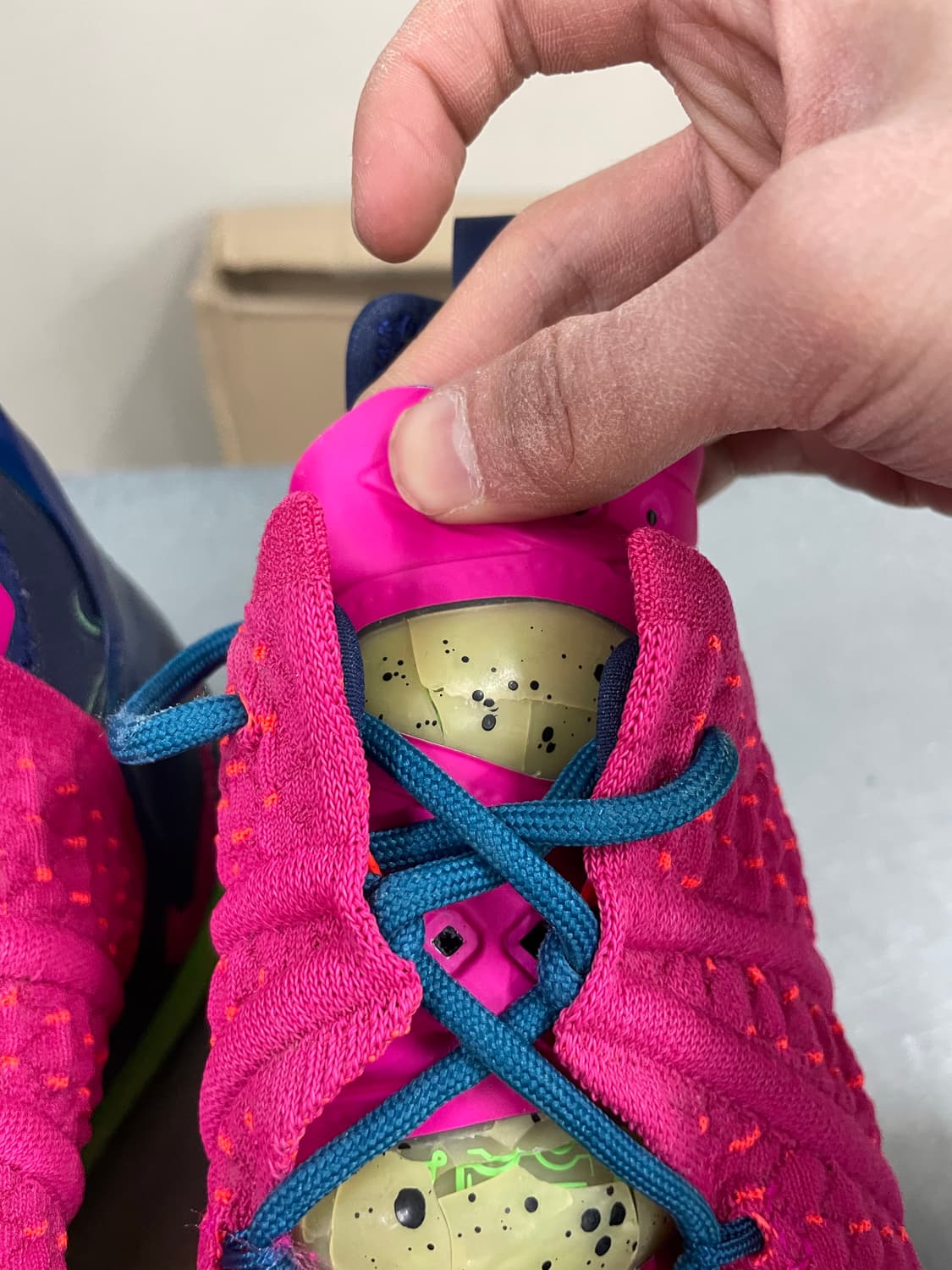 나이키 르브론 18 로스앤젤레스 275 상품이미지9