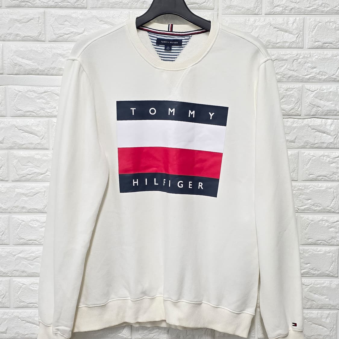 택포_ 타미힐피거 흰색 기모 맨투맨 L 상품이미지1