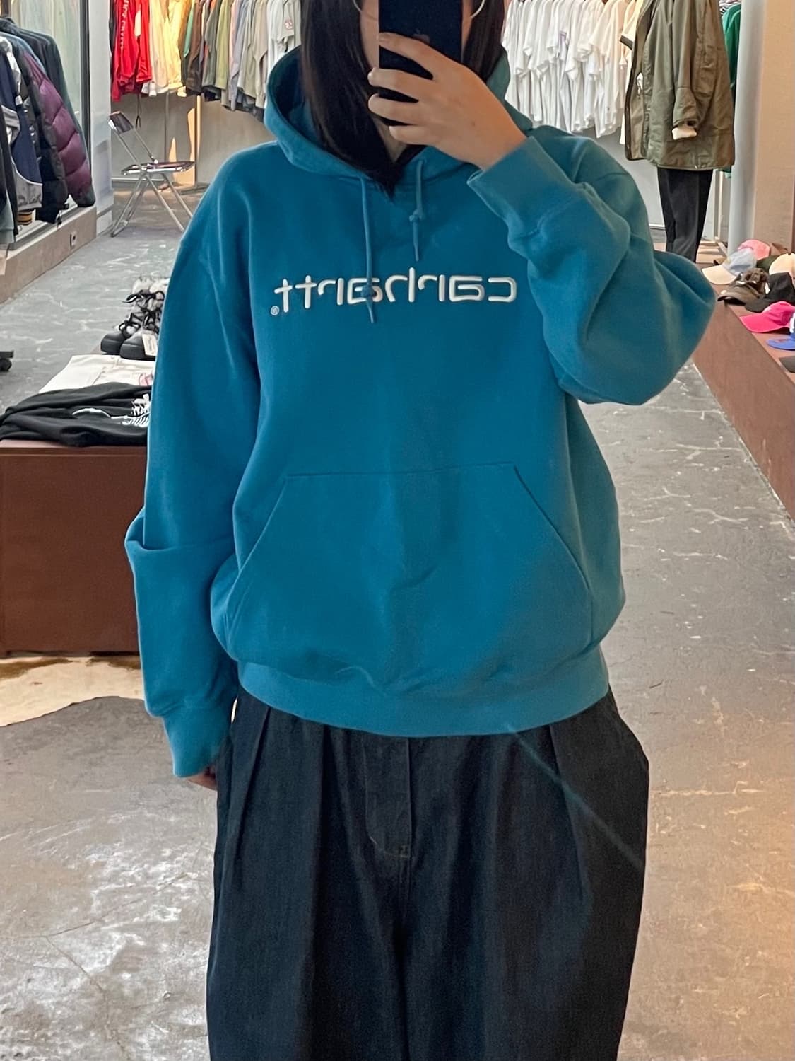 칼하트 WIP 스펠아웃 후드티 H1740 상품이미지1