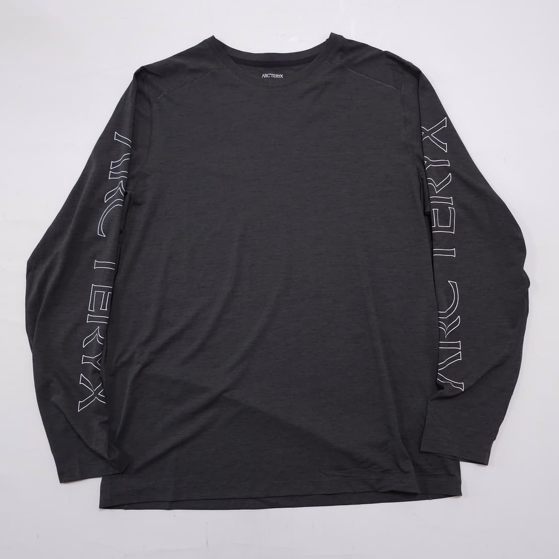 아크테릭스 코막 아크워드 LS 롱슬립. 상품이미지1