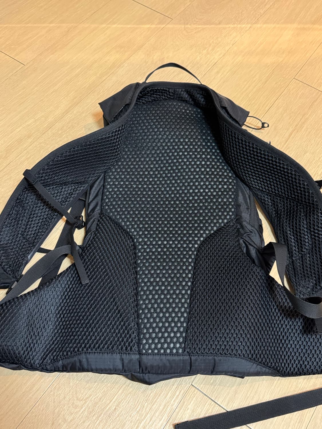 살로몬 x MM6 메종마르지엘라 XT-15 백팩 상품이미지8