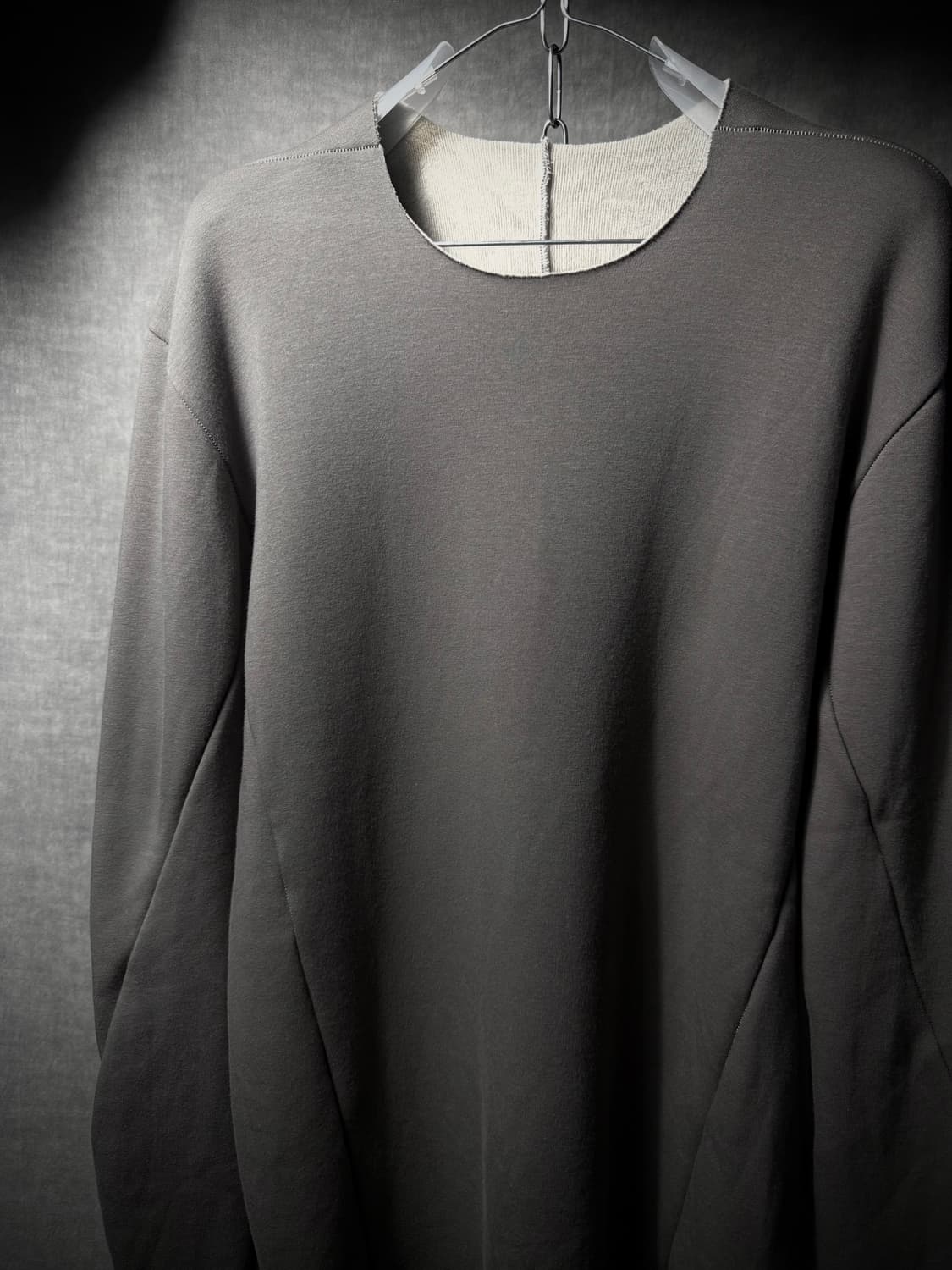 A.F ARTEFACT Anatomical Seam Sweatshirt  상품이미지4