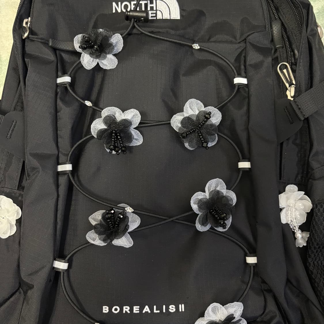 Black flower bagpack 상품이미지5