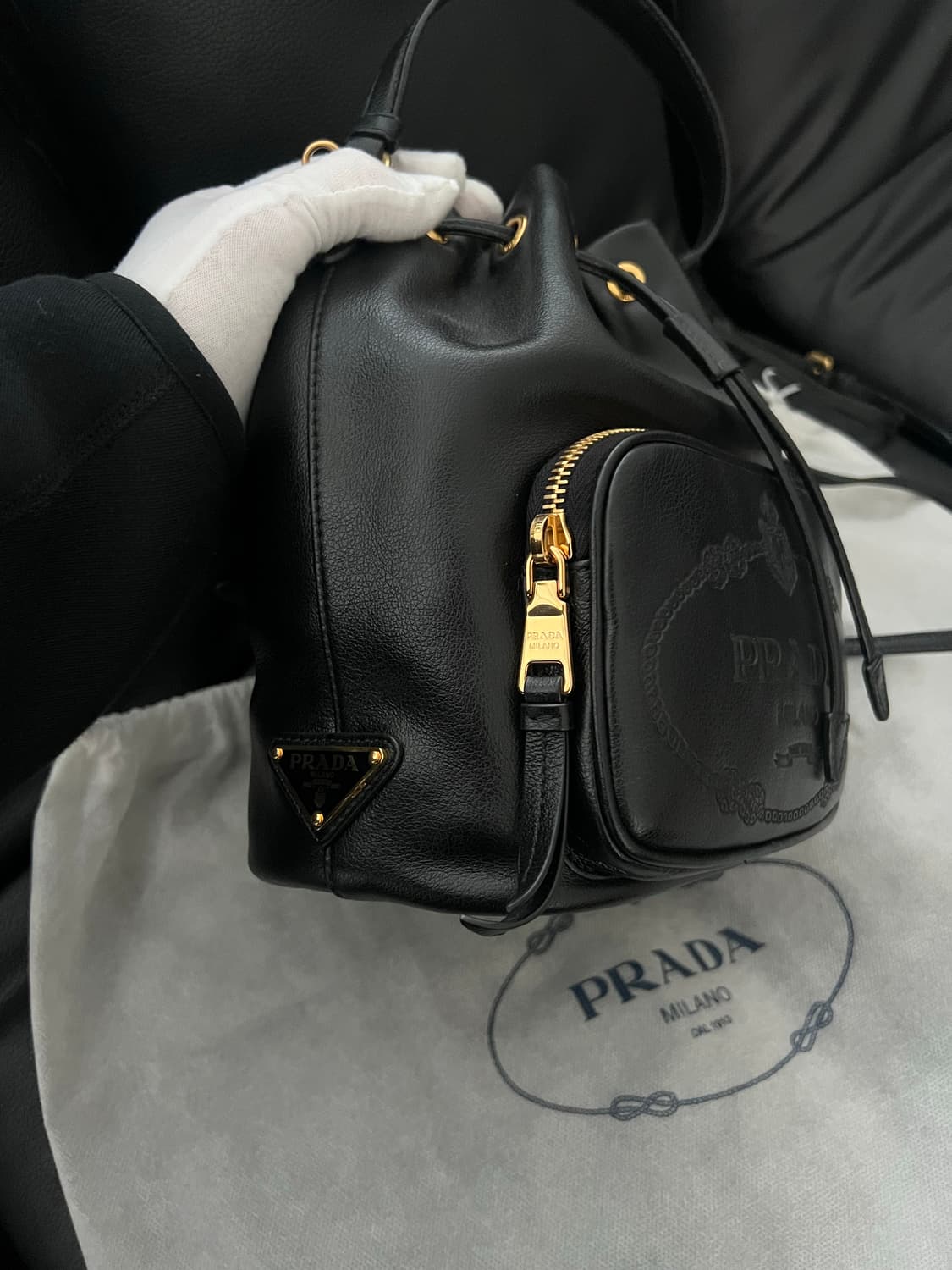 프라다 레더 버팃백 복조리 상품이미지2