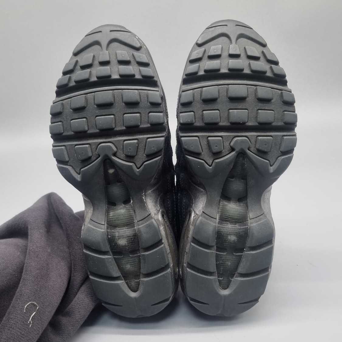 나이키 에어맥스95 메탈릭 여성운동화225 상품이미지3