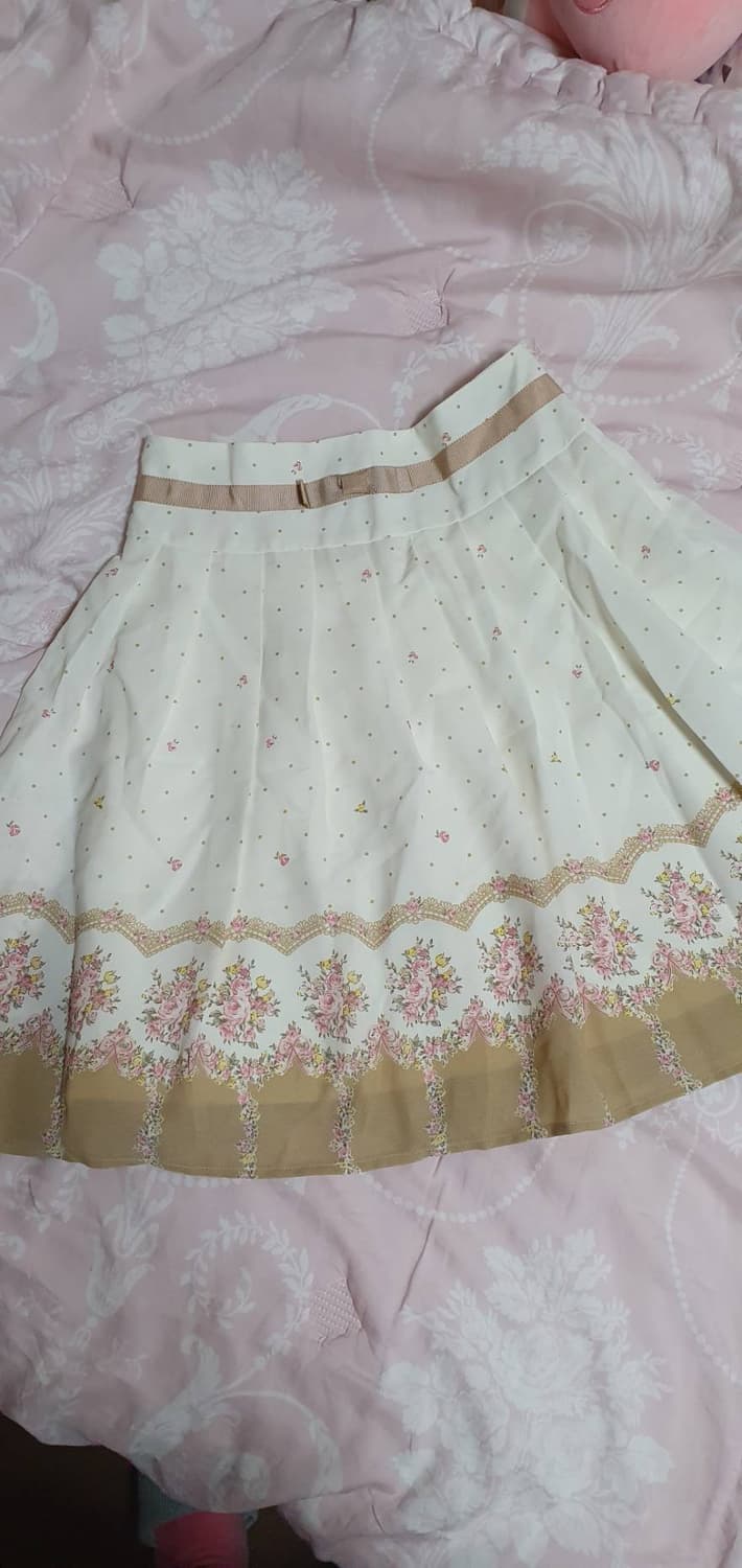 레스트로즈 스커트 상품이미지1