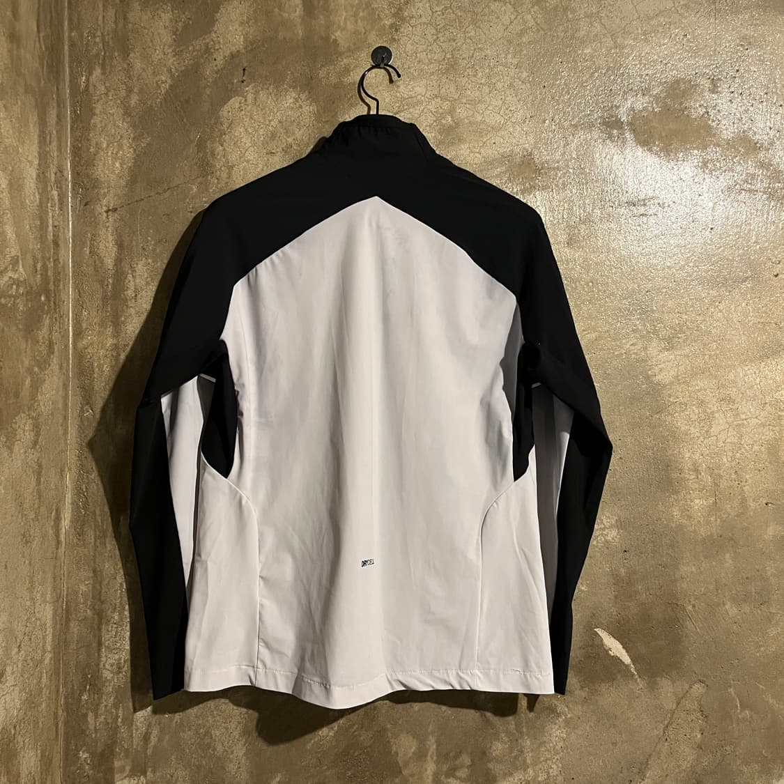 헤지스 나일론 집업 상품이미지3