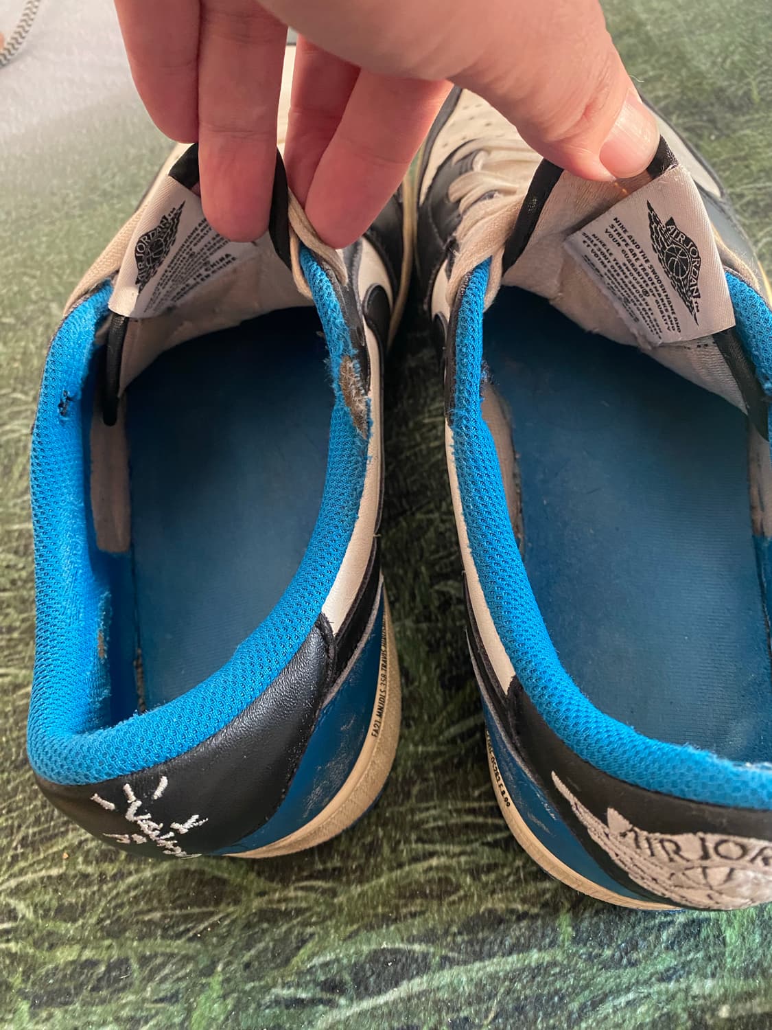 나이키 에어 조던1 로우 트래비스 스캇 OG 상품이미지8