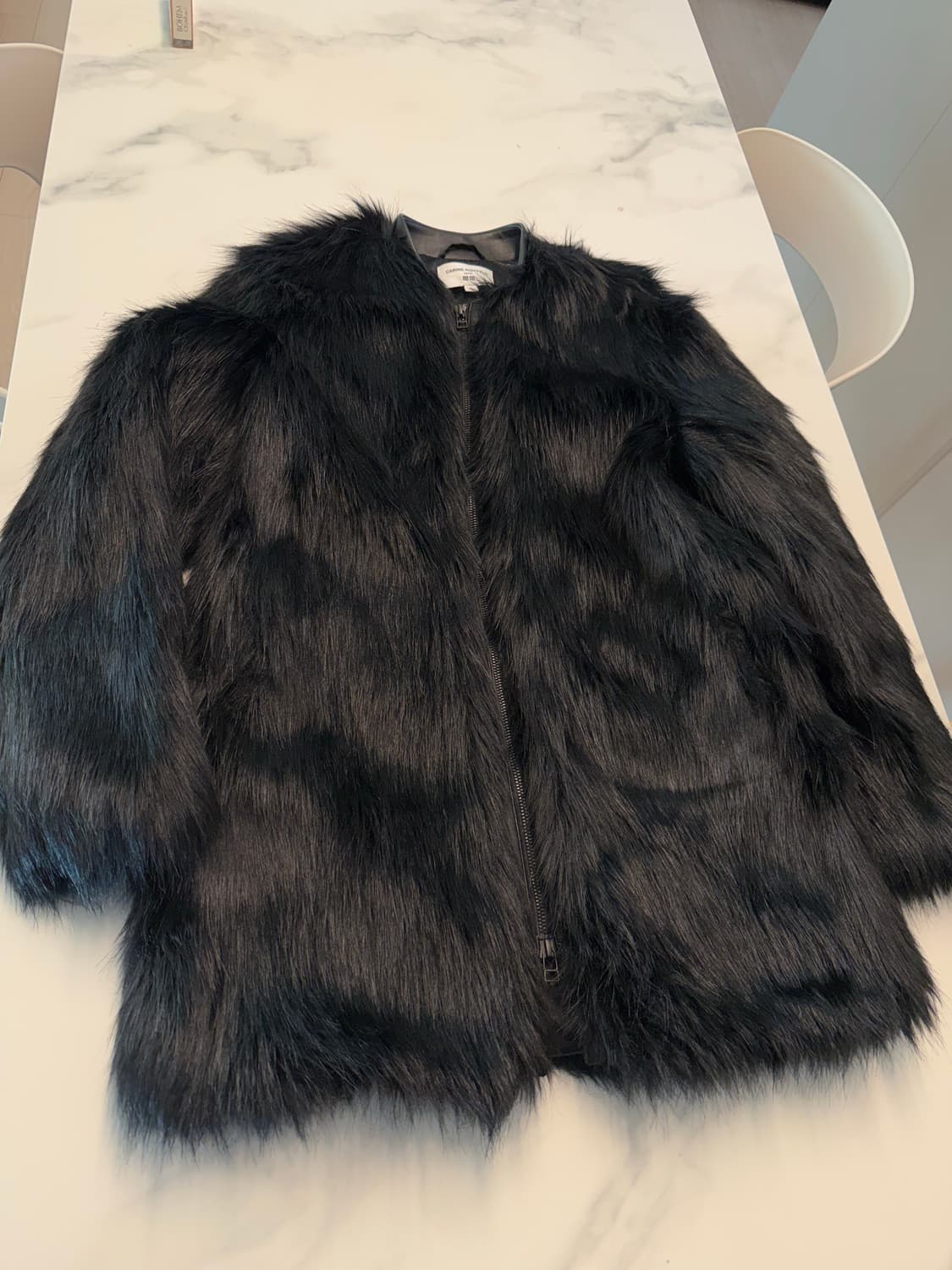 캐런 로이필드 X 유니클로 퍼 자켓 L 정품 상품이미지3