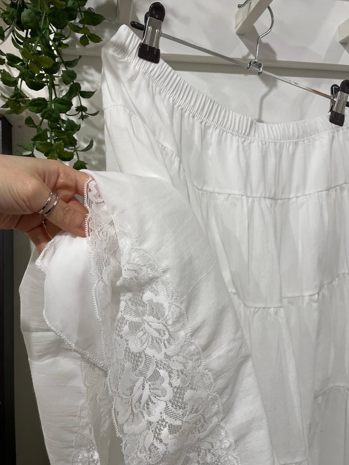 ⭐️단 3일만 할인⭐️mellow lace skirt (white) 상품이미지10