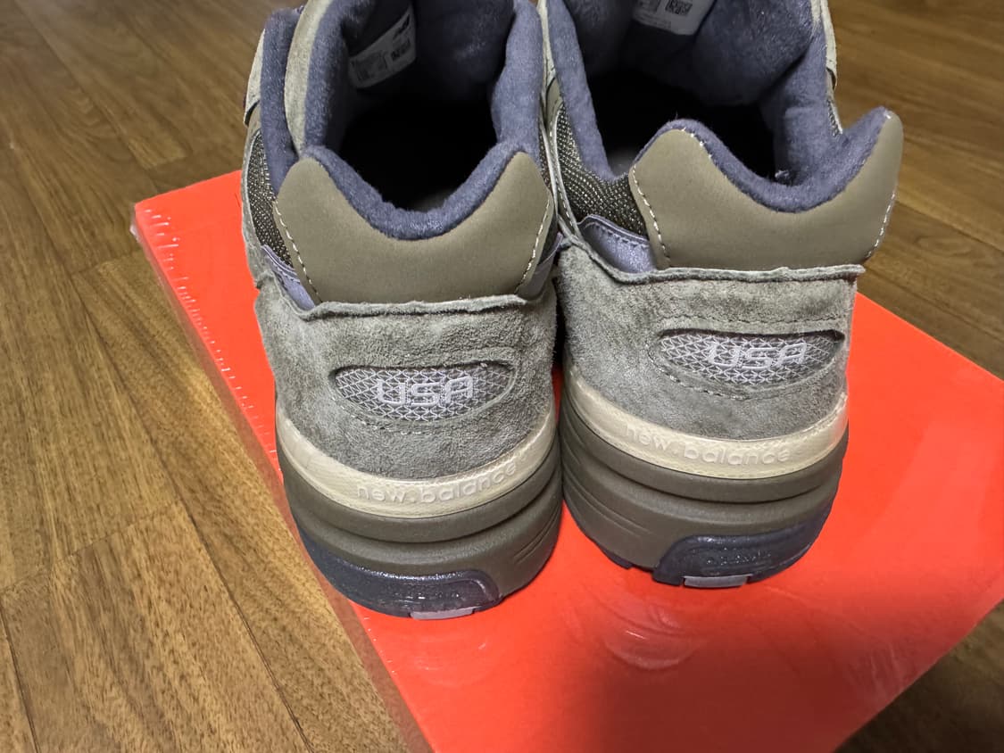 뉴발란스 992 다크 카모 코버트 그린 상품이미지3